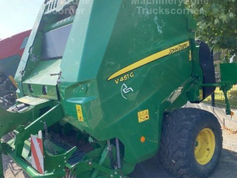 John Deere V451G