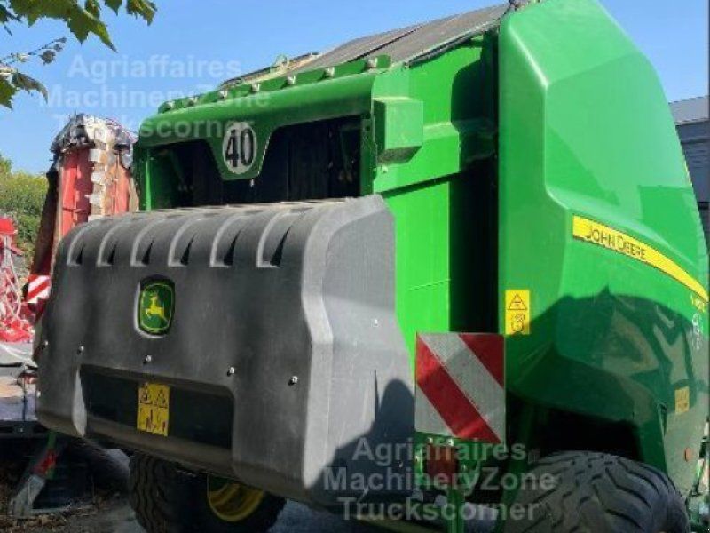 John Deere V451G