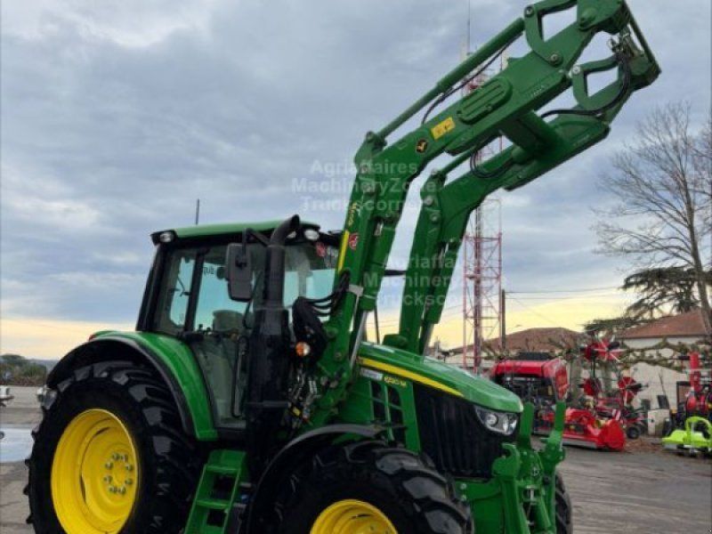 John Deere 6120M
