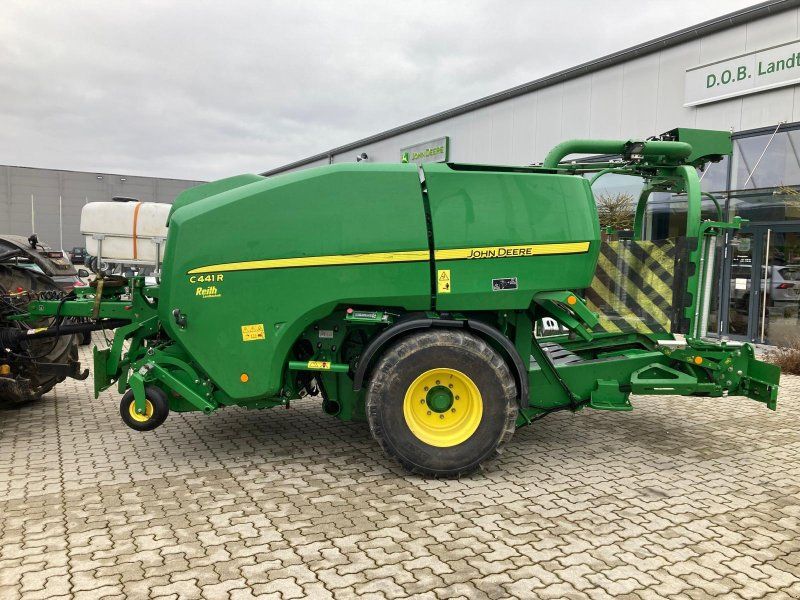 John Deere C441 R