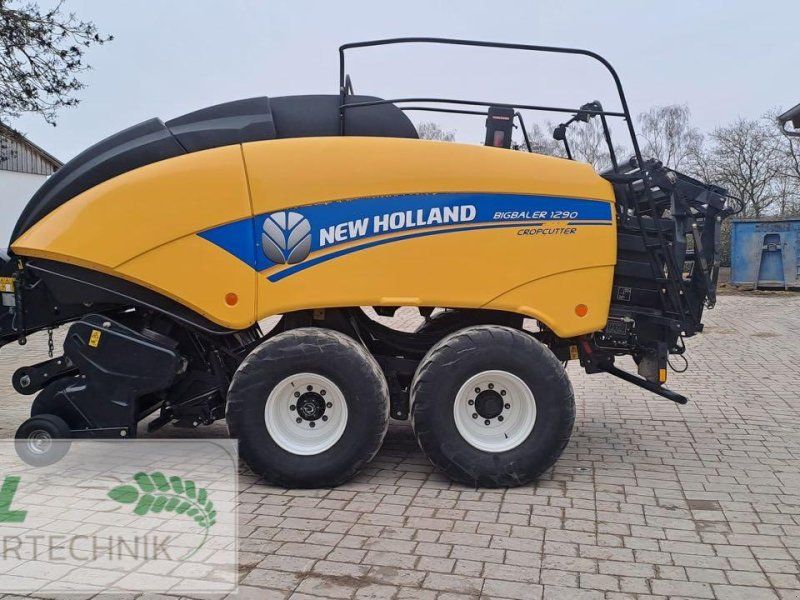New Holland BIGR 1270 Crcutter