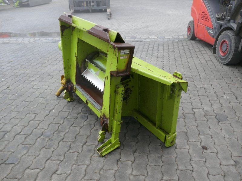 Claas Adapter SFH 491/492 auf vorsätze