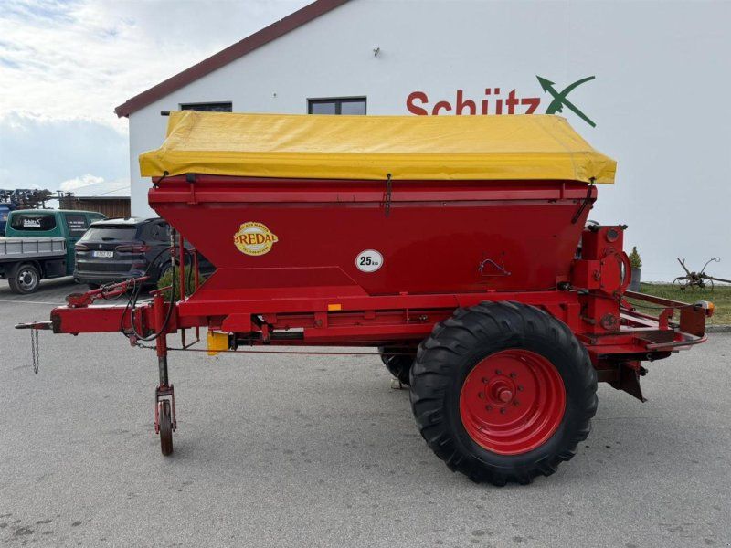 Bredal B4 Düngerstreuer