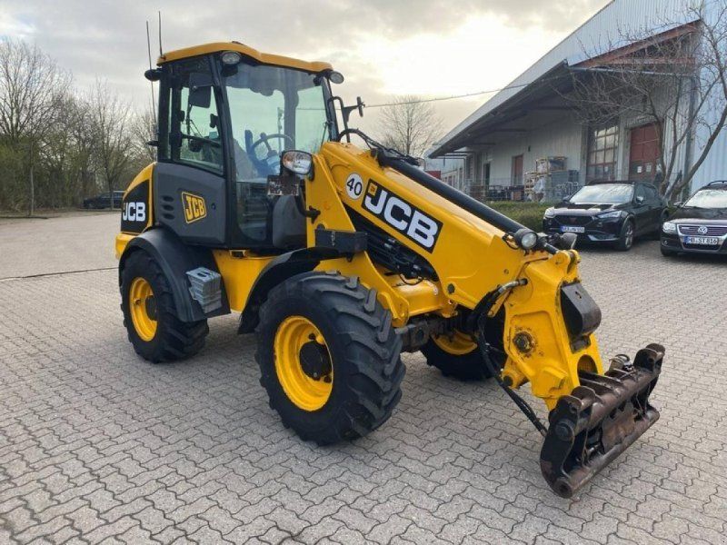 JCB TM 220 TELESKOPRADLADER