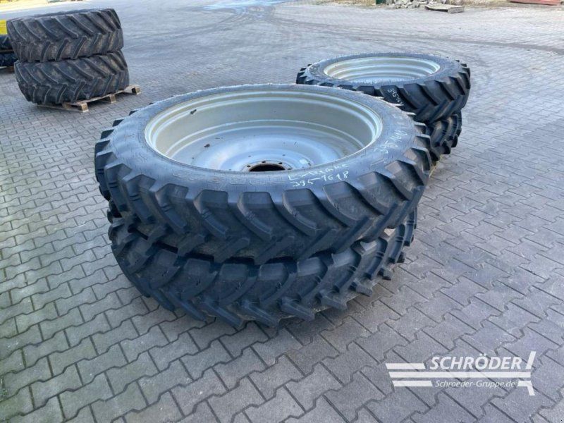Massey Ferguson 320/85 R34 + 340/85 R48