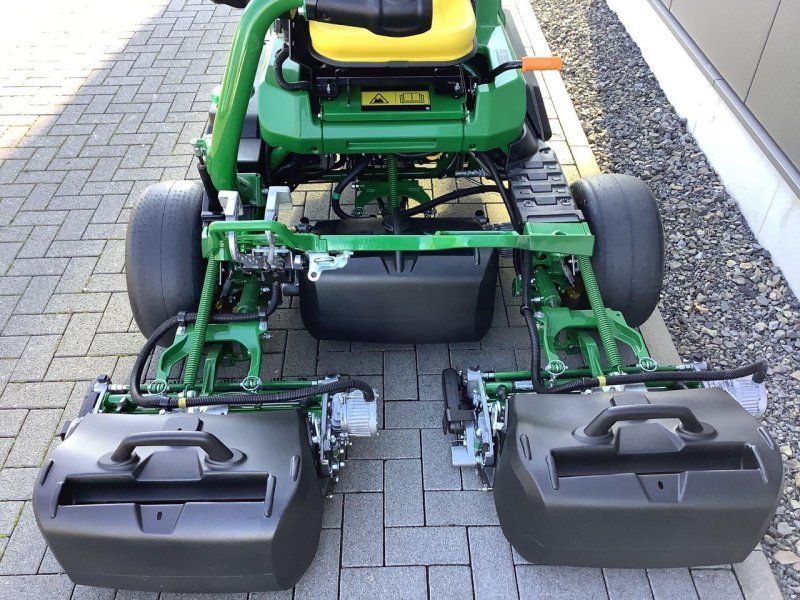 John Deere 2750 E-Cut