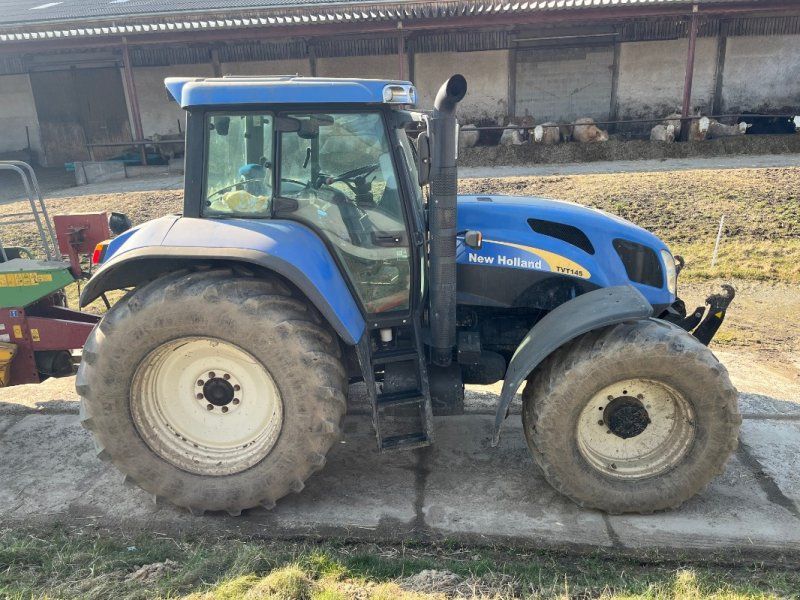 New Holland TVT 145