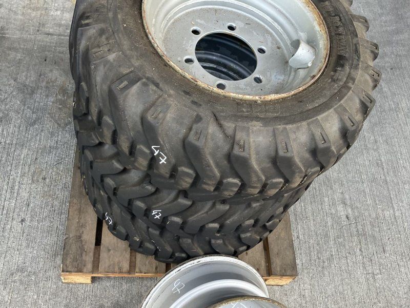 3x 10.16.5 BKT + 1 Felge