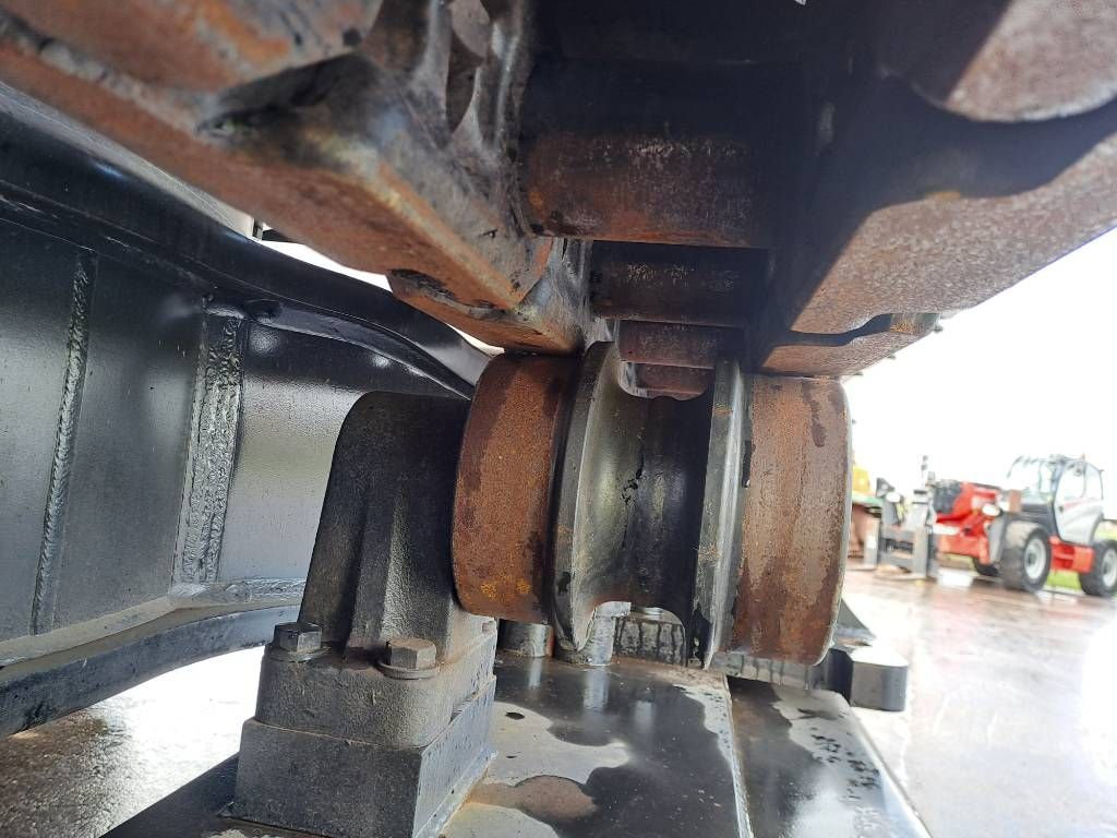 Hitachi ZX 890 LC R-7