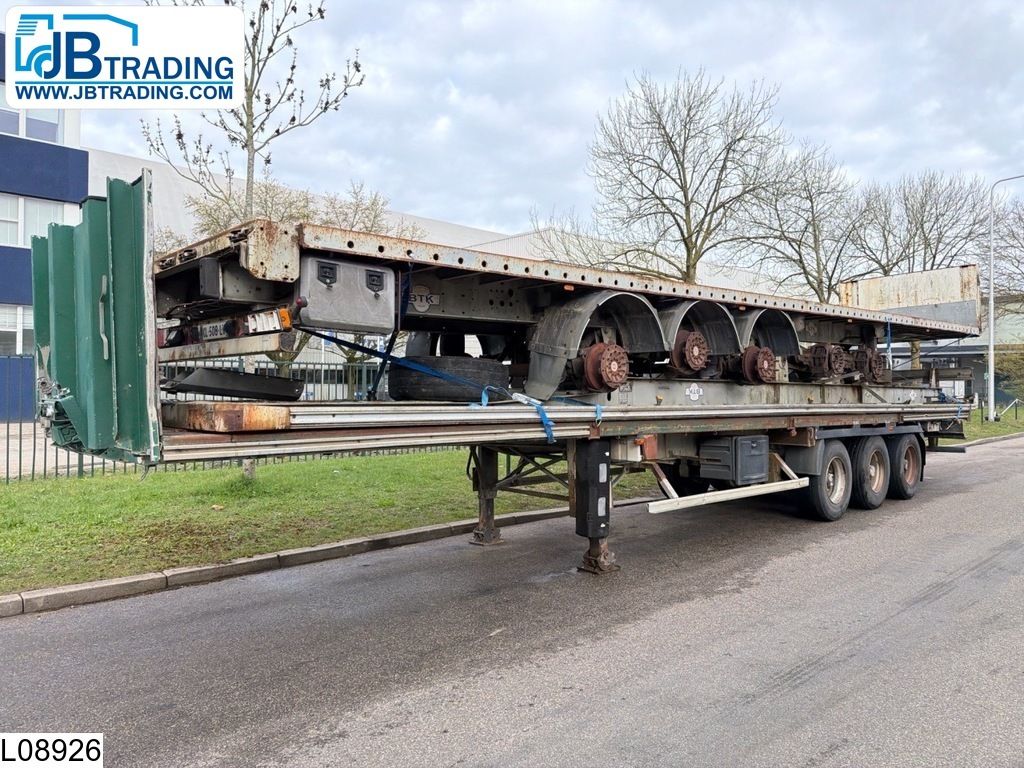 Trailor open laadbak 3 open-top trailers.