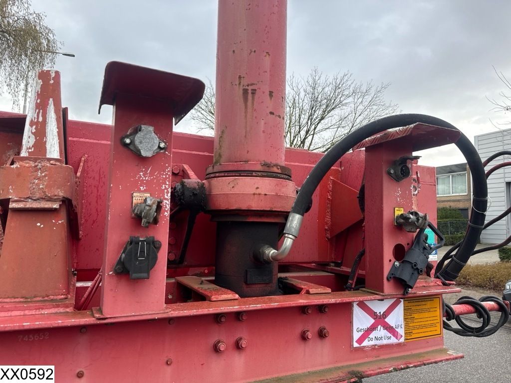 Benalu Container 40 ft