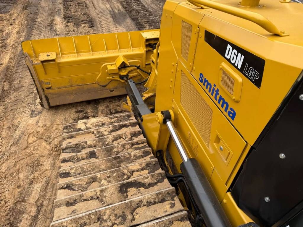 CAT D6N LGP