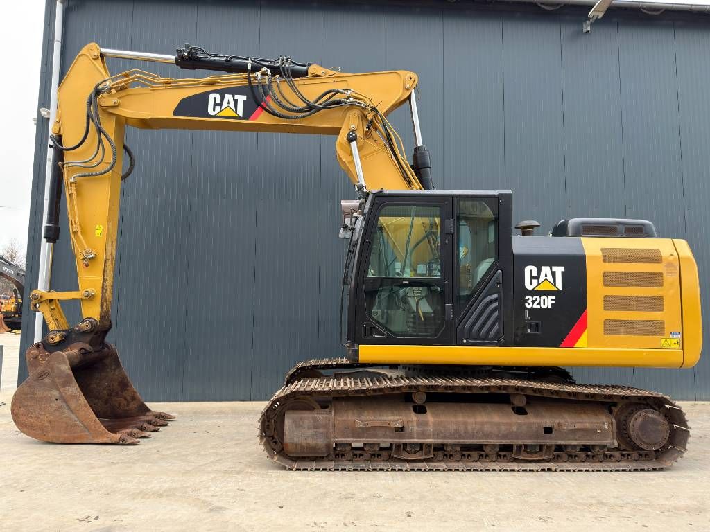CAT 320FL VA
