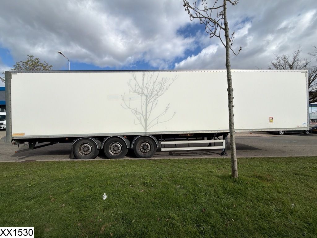 Fruehauf gesloten bak