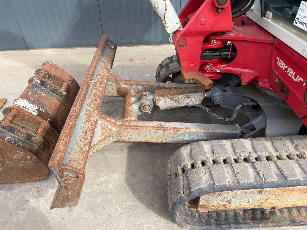 Takeuchi TB230
