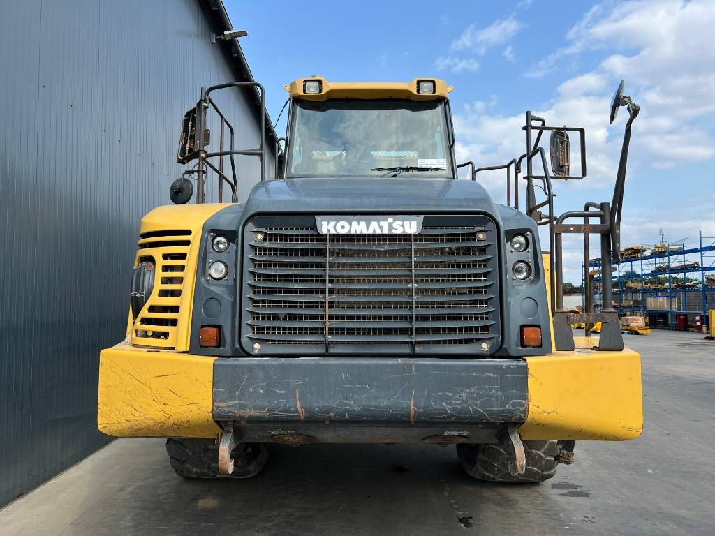 Komatsu HM400-3 (NO CAT 740/Volvo A40)