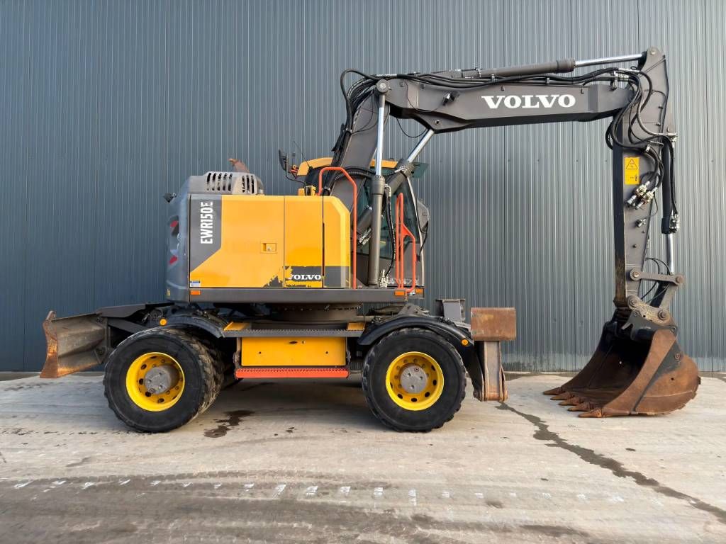 Volvo EWR150E - Stabilizers