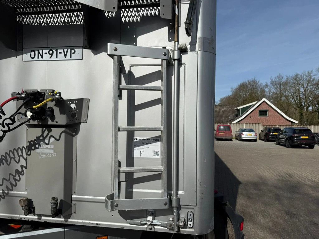 Knapen Trailers K100 K100 97m3 Cargo Floor 10MM 3 years old Liftas APK/TUV 07-2026