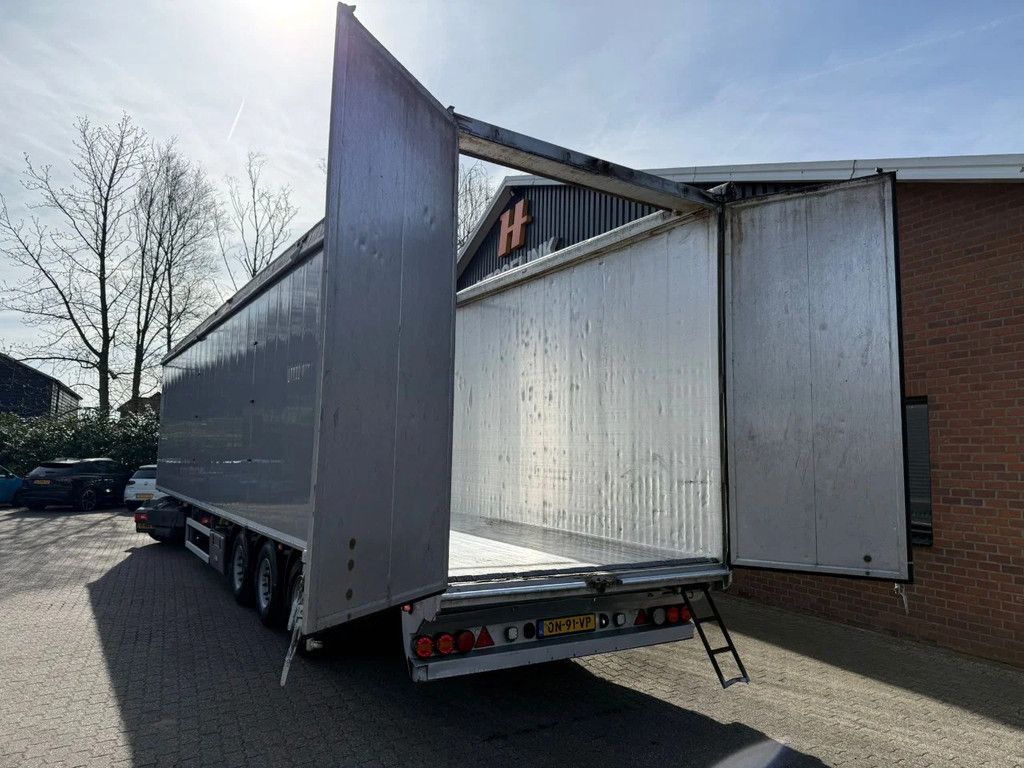 Knapen Trailers K100 K100 97m3 Cargo Floor 10MM 3 years old Liftas APK/TUV 07-2026
