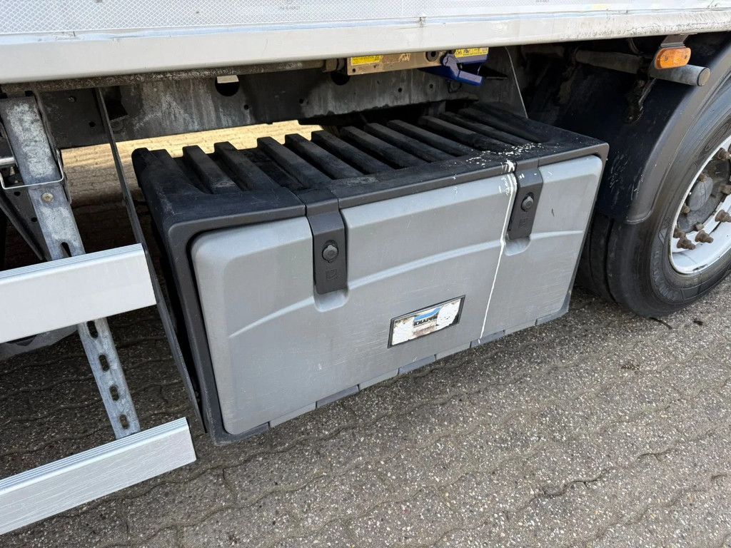 Knapen Trailers K100 K100 97m3 Cargo Floor 10MM 3 years old Liftas APK/TUV 07-2026