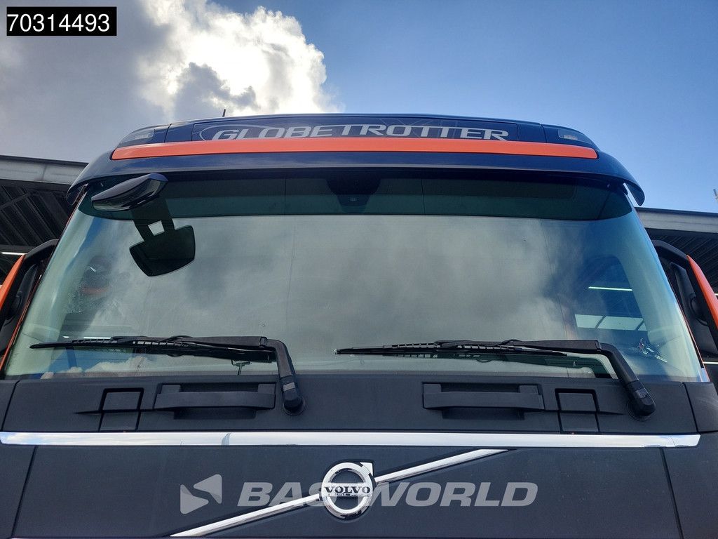 Volvo FH FH 460 4X2 Mega XL Retarder ADR 2xTanks I-ParkCool