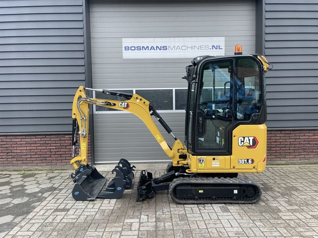 Caterpillar 301.6 1925 kg minigraver NIEUW sloop / sorteer functie