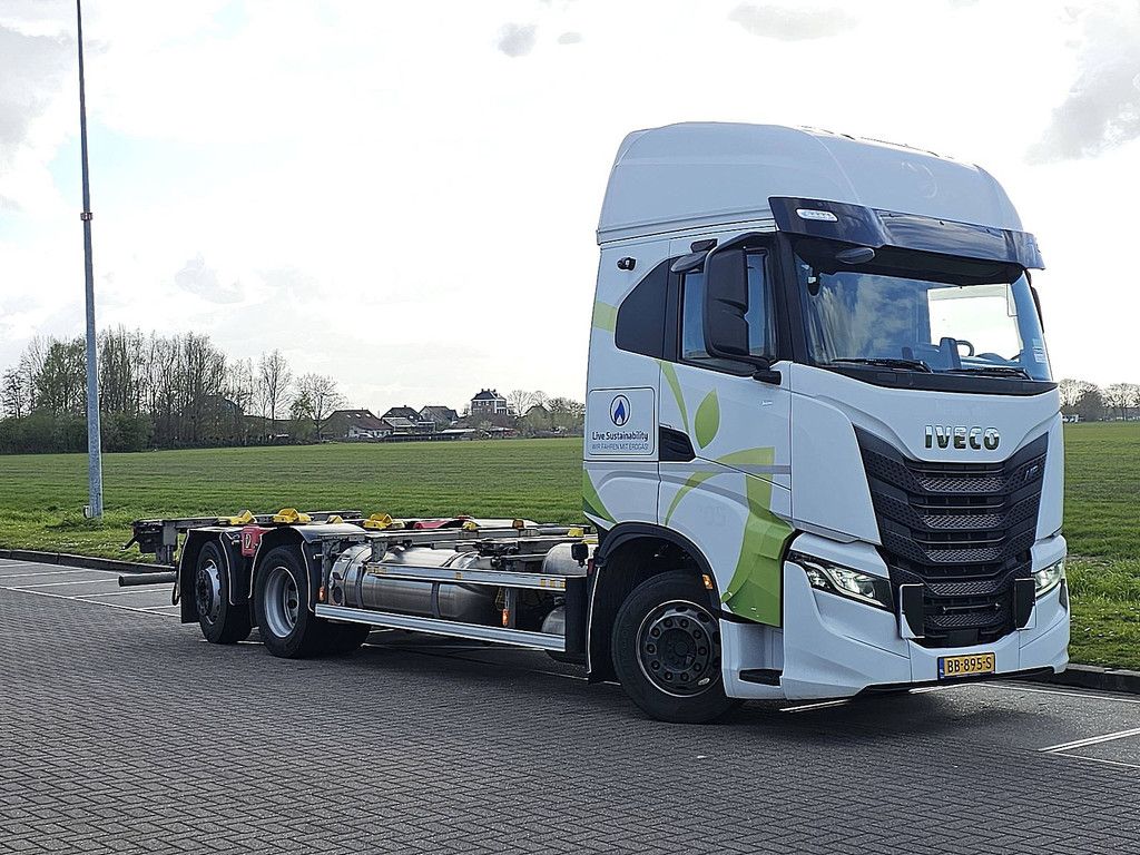 IVECO AS260S46 STRALIS lng