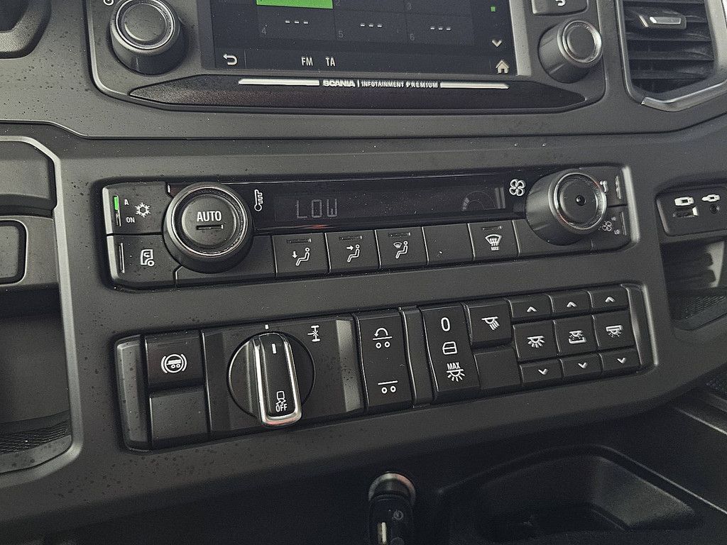 SCANIA R450 6x2/4 nb retarder