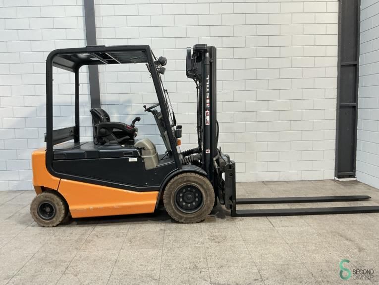 Forklifts Electric Still R60-35 2004 Triplex