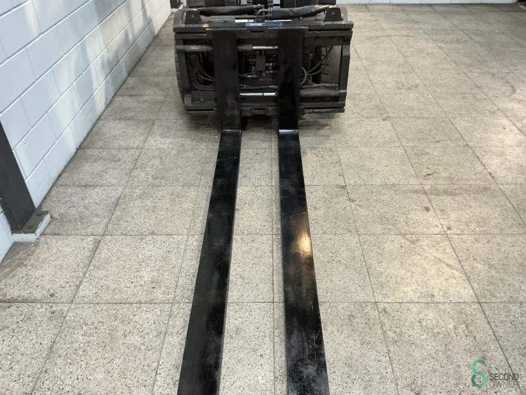 Forklifts Electric Still R60-35 2004 Triplex