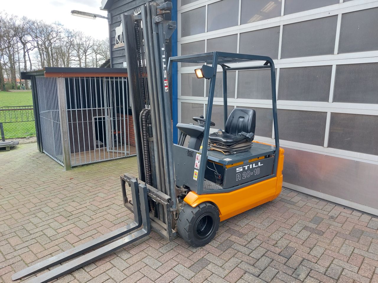 Still R20-18 triplex 560 cm sideshift