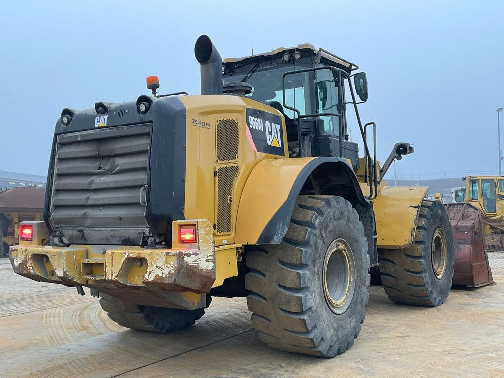 Caterpillar 966M
