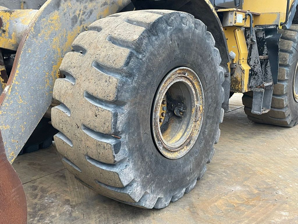 Caterpillar 966M