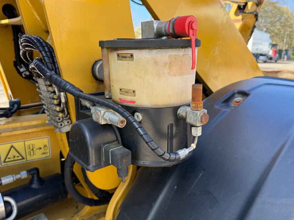 Caterpillar 906H Speeder