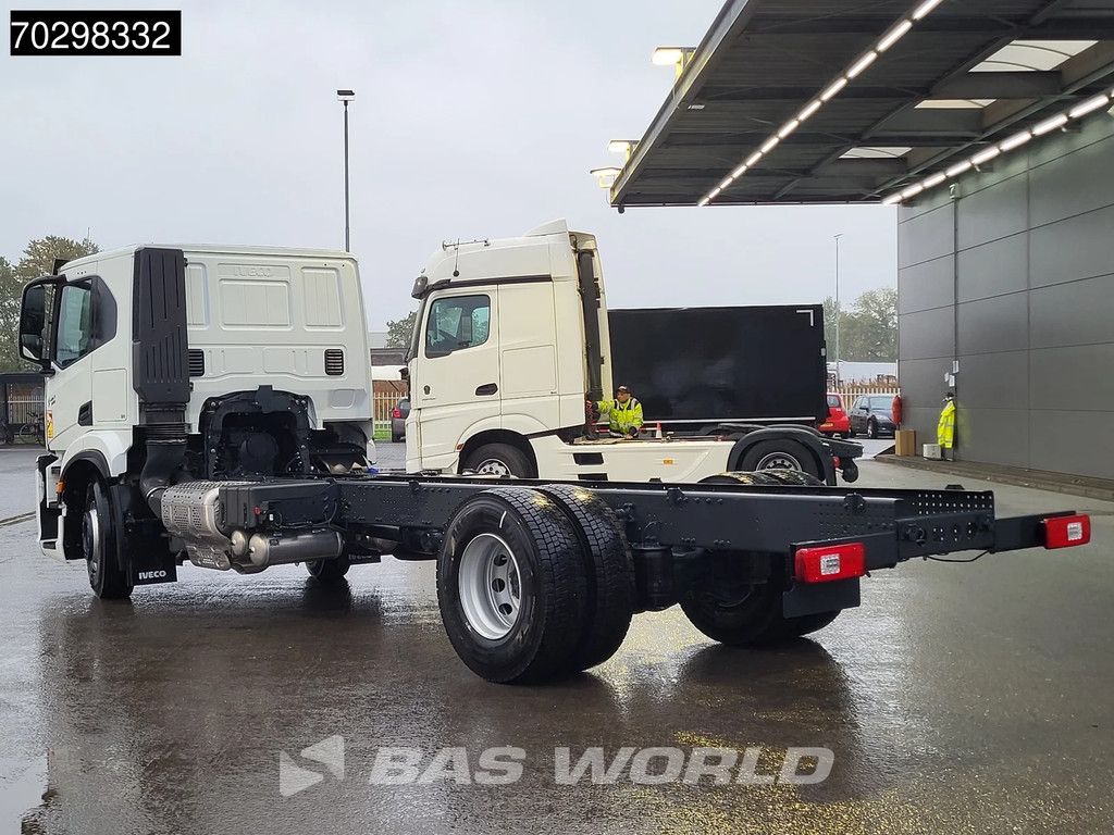 Iveco S-Way 340 4X2 NEW chassis! Automatic Navi ACC LED Euro 6