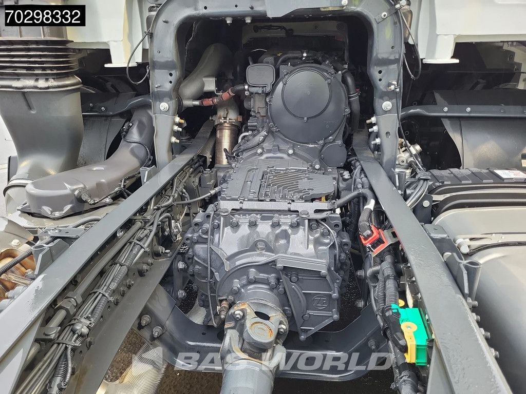 Iveco S-Way 340 4X2 NEW chassis! Automatic Navi ACC LED Euro 6