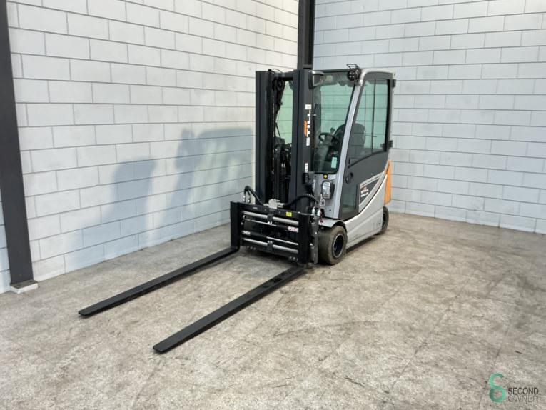 Forklifts Electric Still RX20-20P 2019 Fork positioner