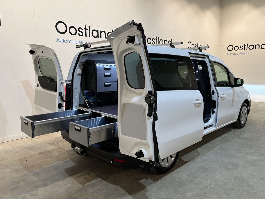 Mercedes-Benz eCitan L2 Pro 51 kWh / 100% Elektrisch !! / Servicebus / Modul-System Inrichting / Euro 6 / 220V. / Airco / Cruise Control / Camera / CarPlay / Trekhaak / LED / 6.850 KM !!