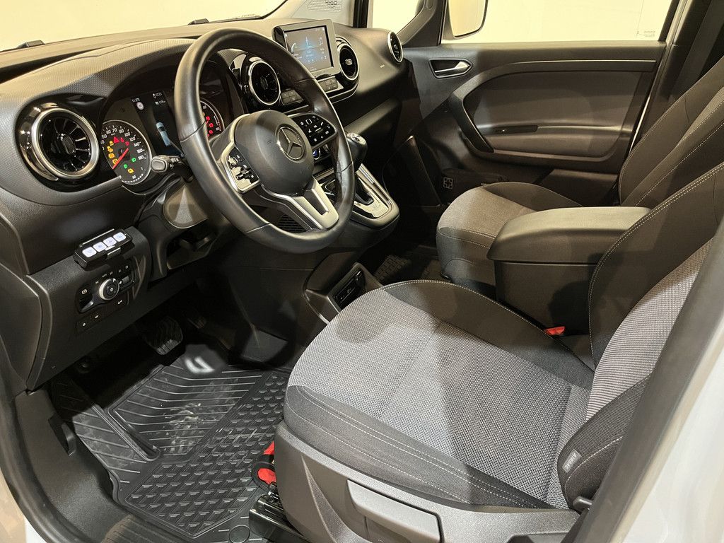 Mercedes-Benz eCitan L2 Pro 51 kWh / 100% Elektrisch !! / Servicebus / Modul-System Inrichting / Euro 6 / 220V. / Airco / Cruise Control / Camera / CarPlay / Trekhaak / LED / 6.850 KM !!