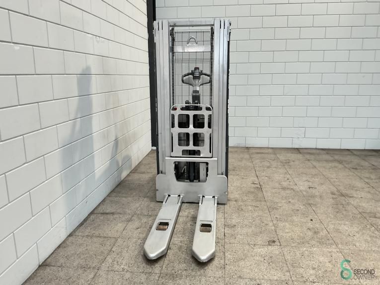 Stackers Electric Still EXV-SF14 2019 Triplex