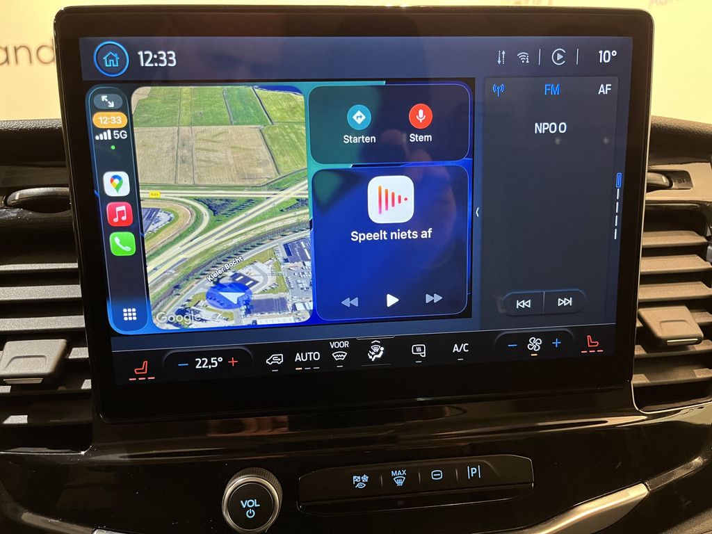 Ford E-Transit 390 (3500 kg) L2H2 Trend 68 kWh 184 PK / 100% Elektrisch !! / Airco / Cruise Control / CarPlay / Camera / Navigatie / 3-Zits / 12.200 KM !!