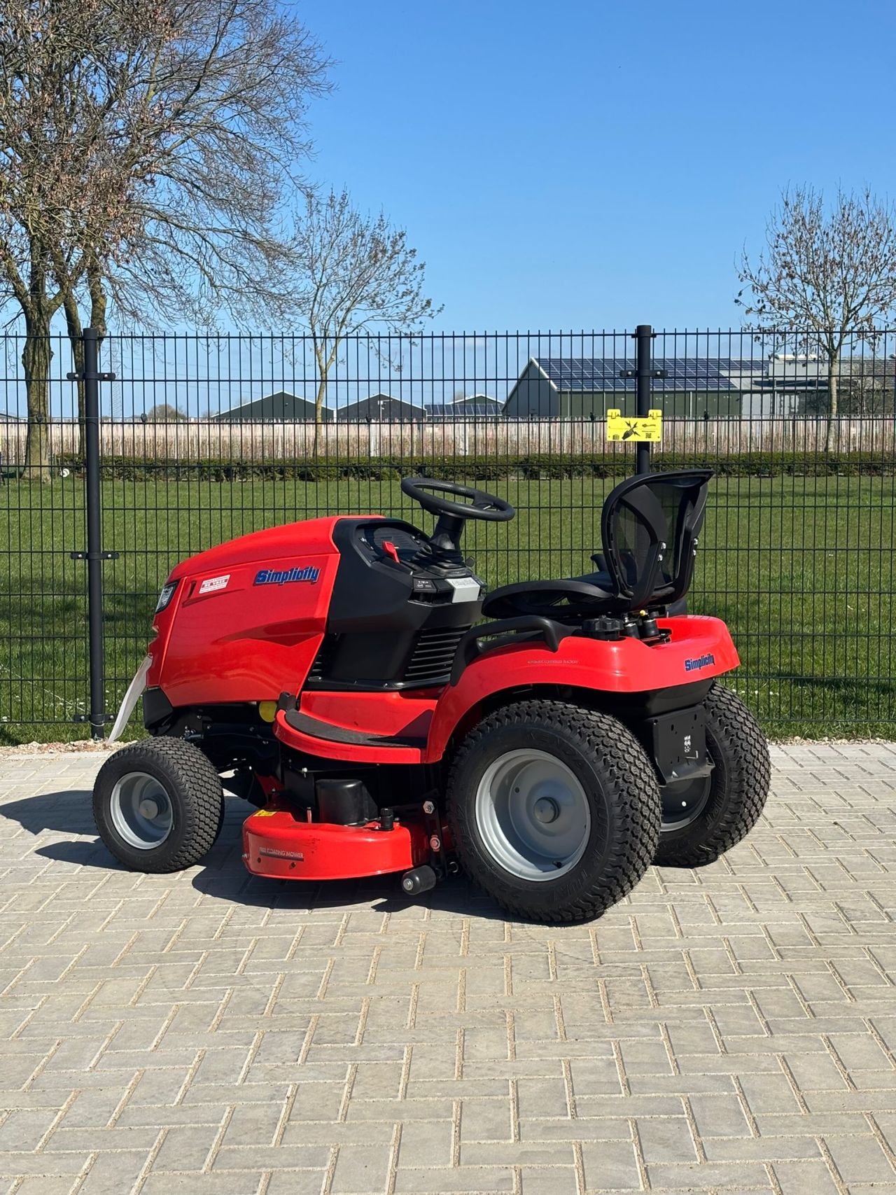 Simplicity broadmoor