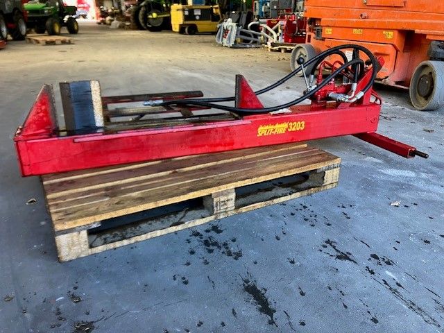 Gebruikte SPLITFIRE 3203 houtklover