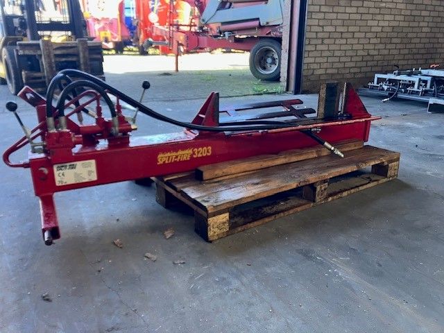 Gebruikte SPLITFIRE 3203 houtklover
