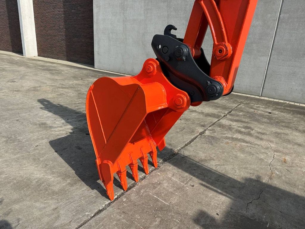 Crawler excavator Kubota KX155-3SZ Diesel 2013
