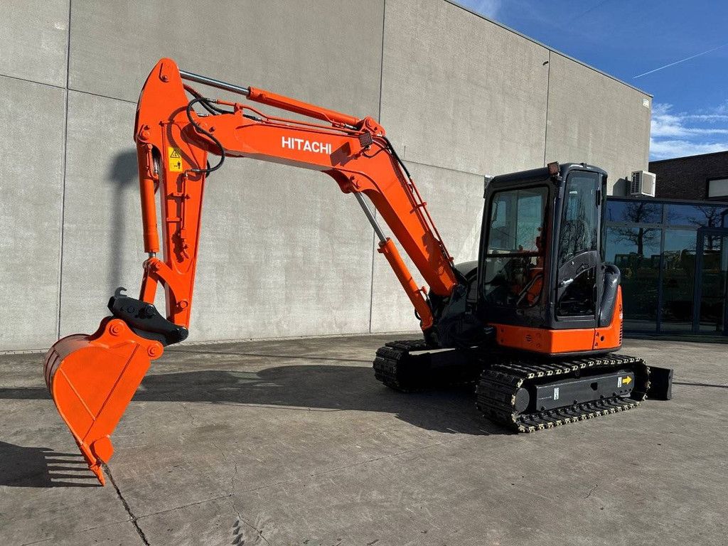 Crawler excavator Hitachi ZX60USB-3F Diesel 2013