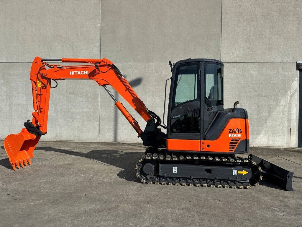 Crawler excavator Hitachi ZX60USB-3F Diesel 2013