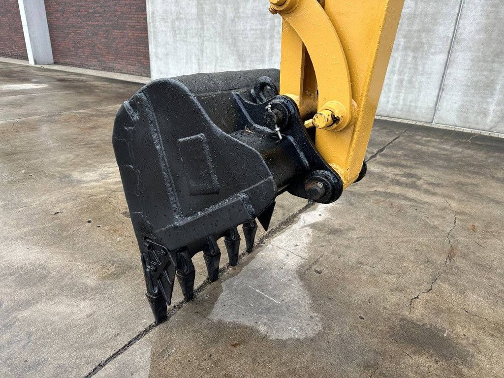 Raupenbagger Caterpillar 306 Diesel 2011