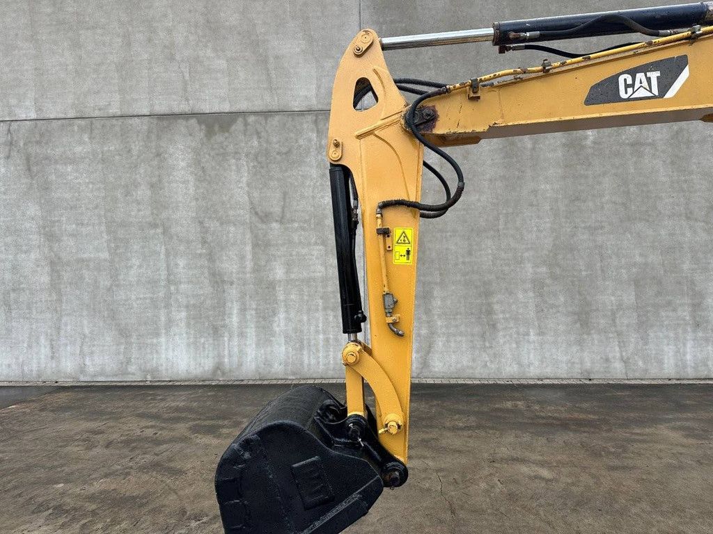 Raupenbagger Caterpillar 306 Diesel 2011