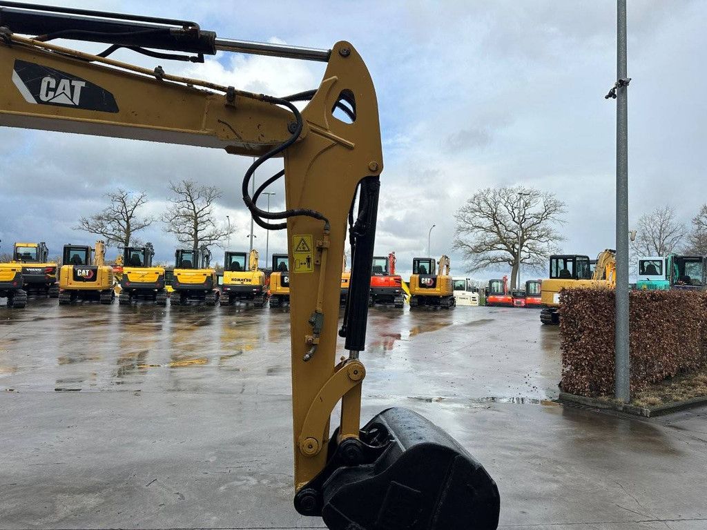 Raupenbagger Caterpillar 306 Diesel 2011